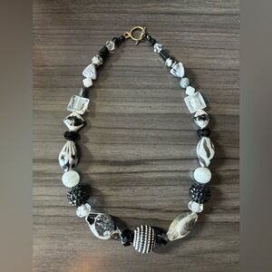 Jesse James beaded necklace. 18.5 inches total length. Toggle clasp.